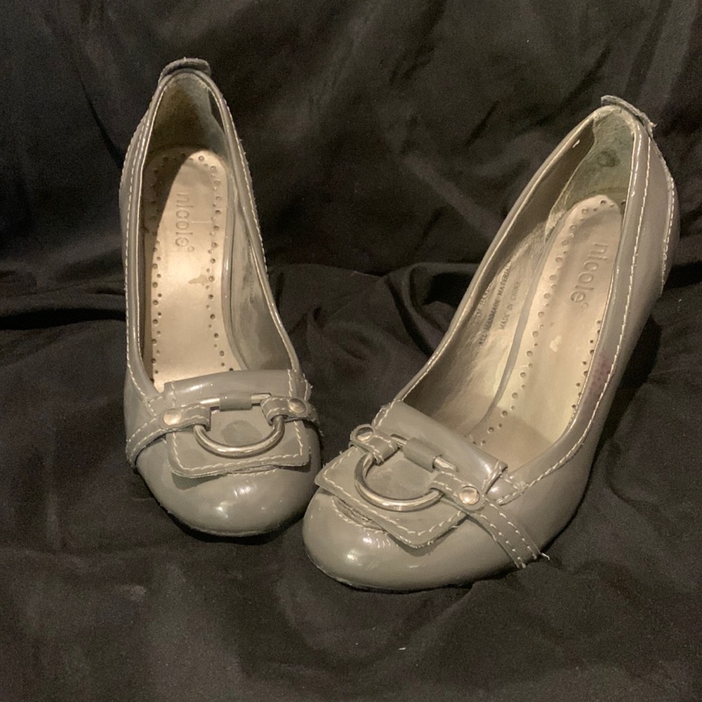 Nicole short heel